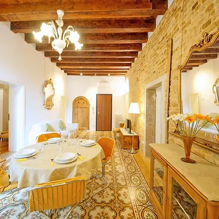 Dolcevita N 499 Biennale * Венеция