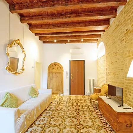 Dolcevita N 499 Biennale Венеция