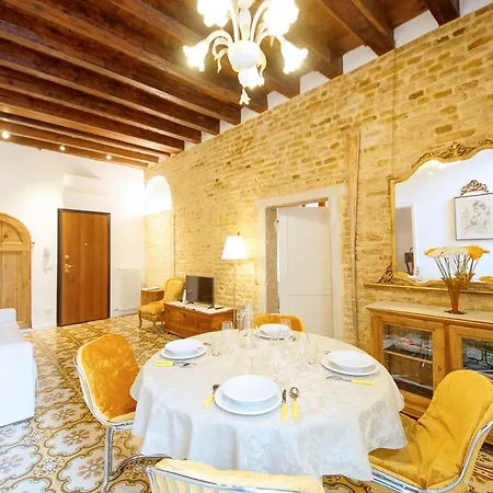 Dolcevita N 499 Biennale